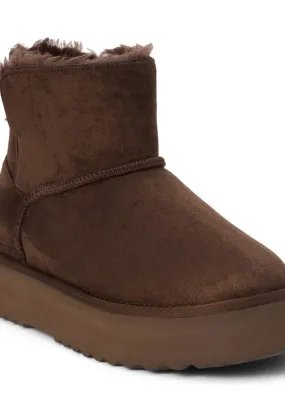 Women's Yukon Boots In Chocolate Casual Gathering