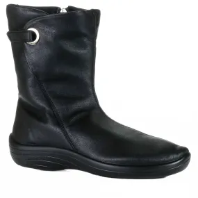 Women's Zion Ankle Booties In Black Low Profile Snowy Path All terrain