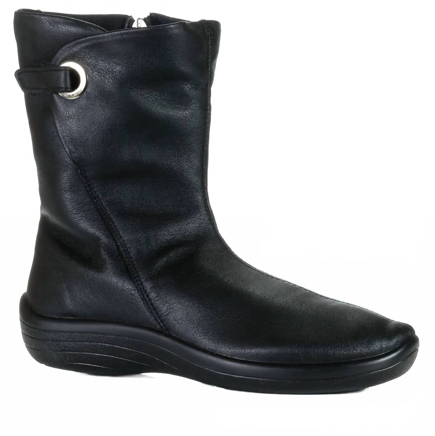 Women's Zion Ankle Booties In Black Shock Dispersing Plate Rapid Lacing System