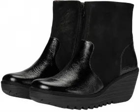 Anti Odor Weekend Camping Women's Zip Up Ankle Boots In Black
